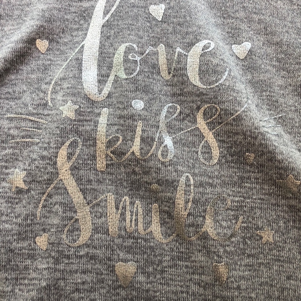 Girls ZeroXposure top. SZ 10/12. Gray